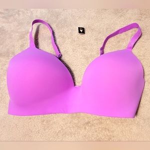 Victoria's Secret Hot Lavender T-Shirt Bra